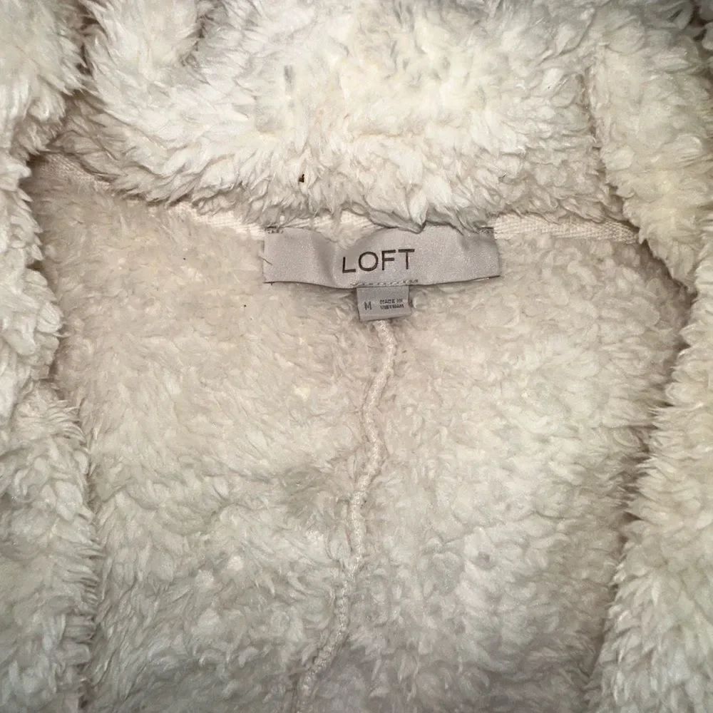 Loft Sherpa Jacket - Picture 2 of 3